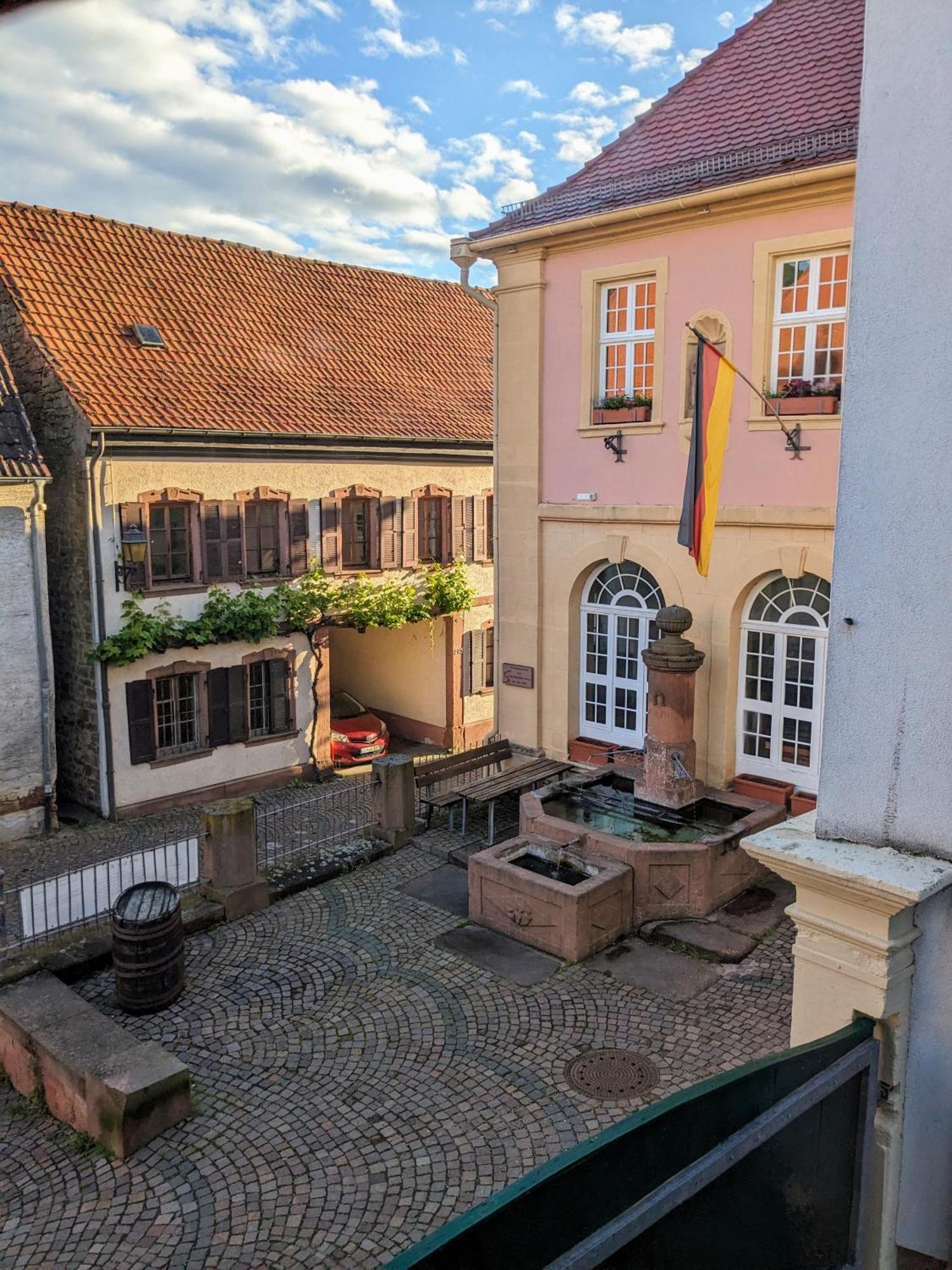 Im Kraemerladen Neustadt an der Weinstrasse Exterior photo